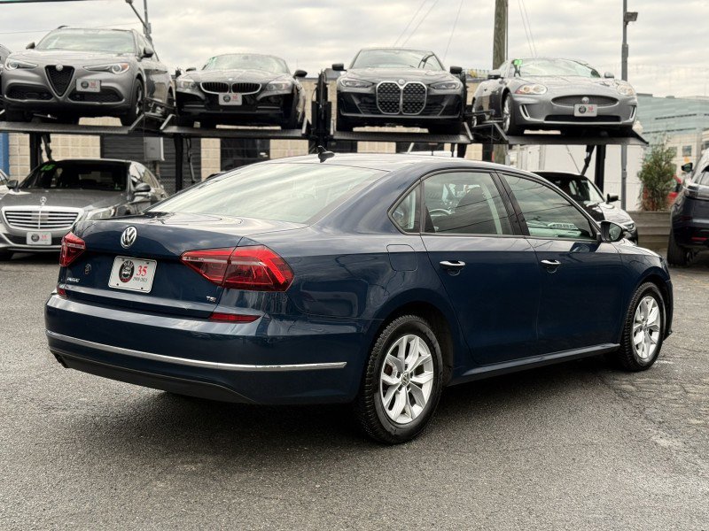 Used 2018 Volkswagen Passat 2.0T S image 4