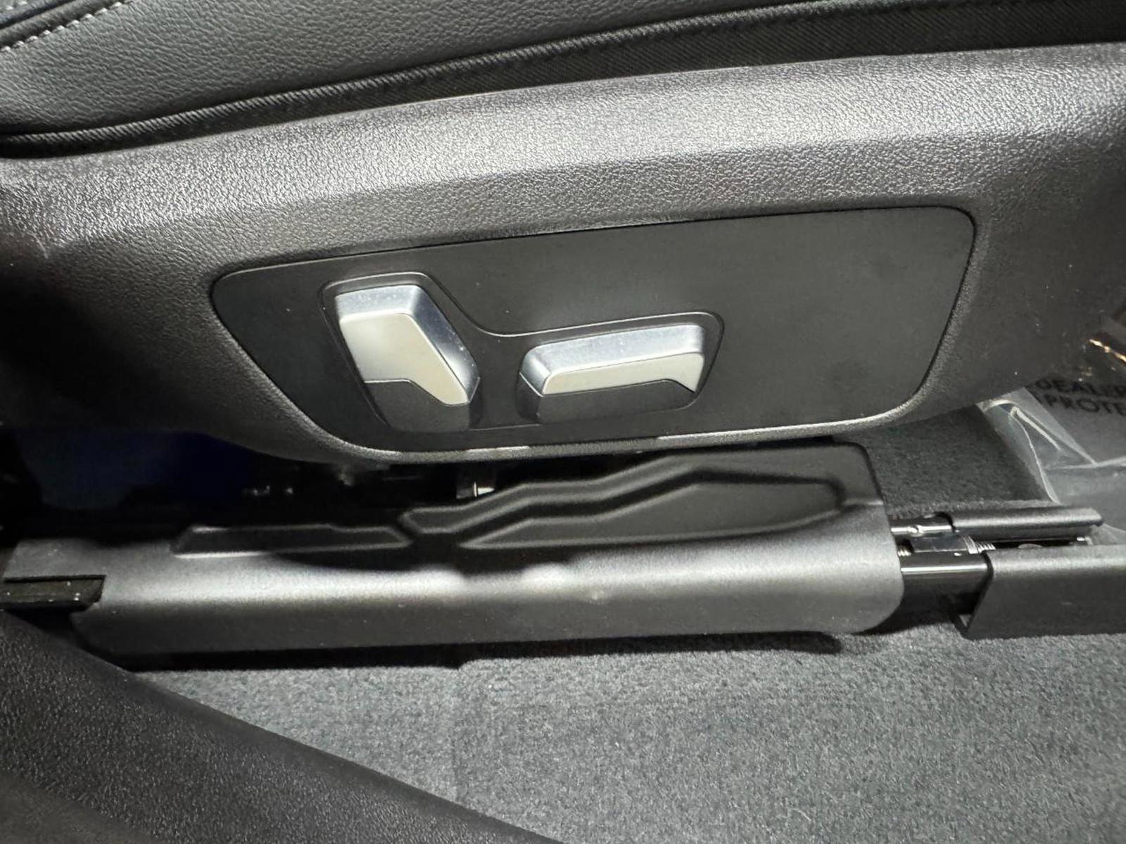 Used 2023 BMW X4 xDrive30i w/ M Sport Package image 22