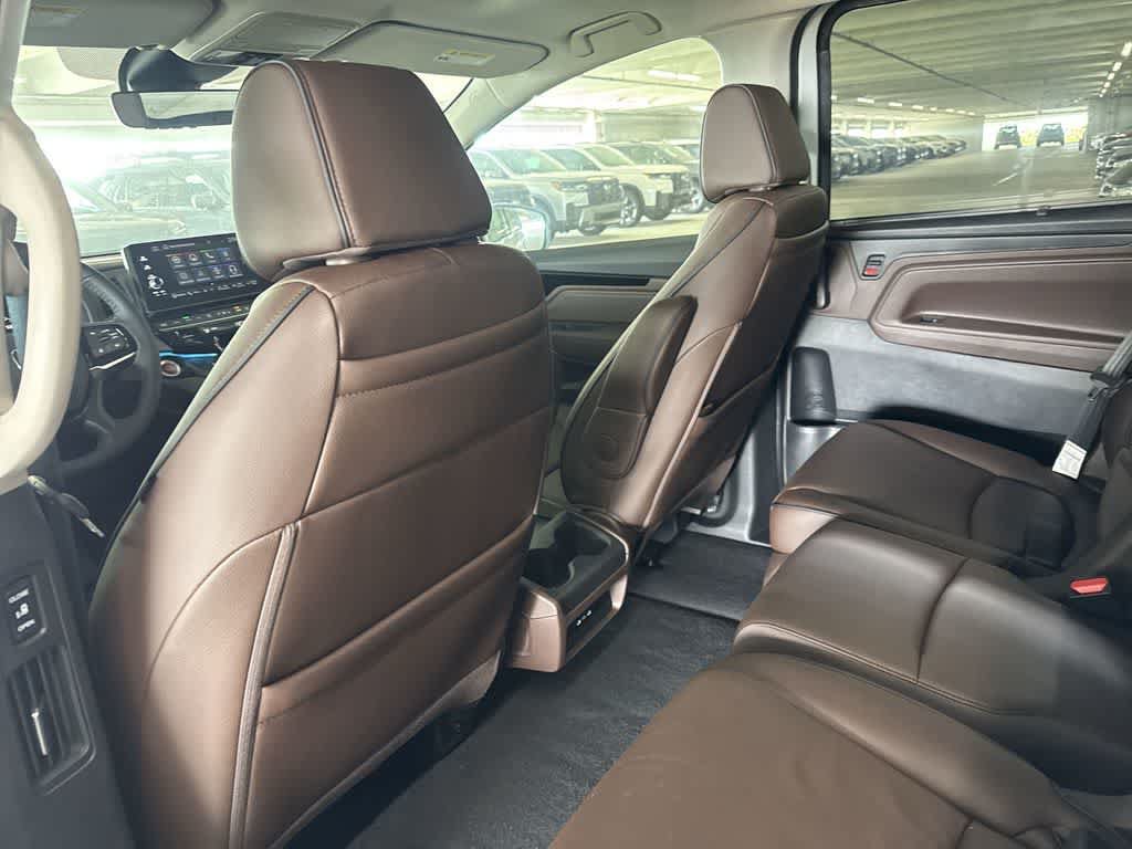 New 2026 Honda Odyssey Touring image 22