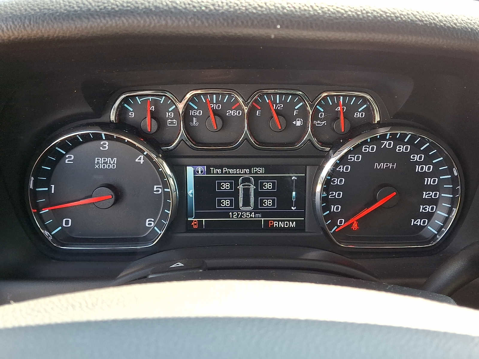 Used 2015 Chevrolet Suburban LT image 19