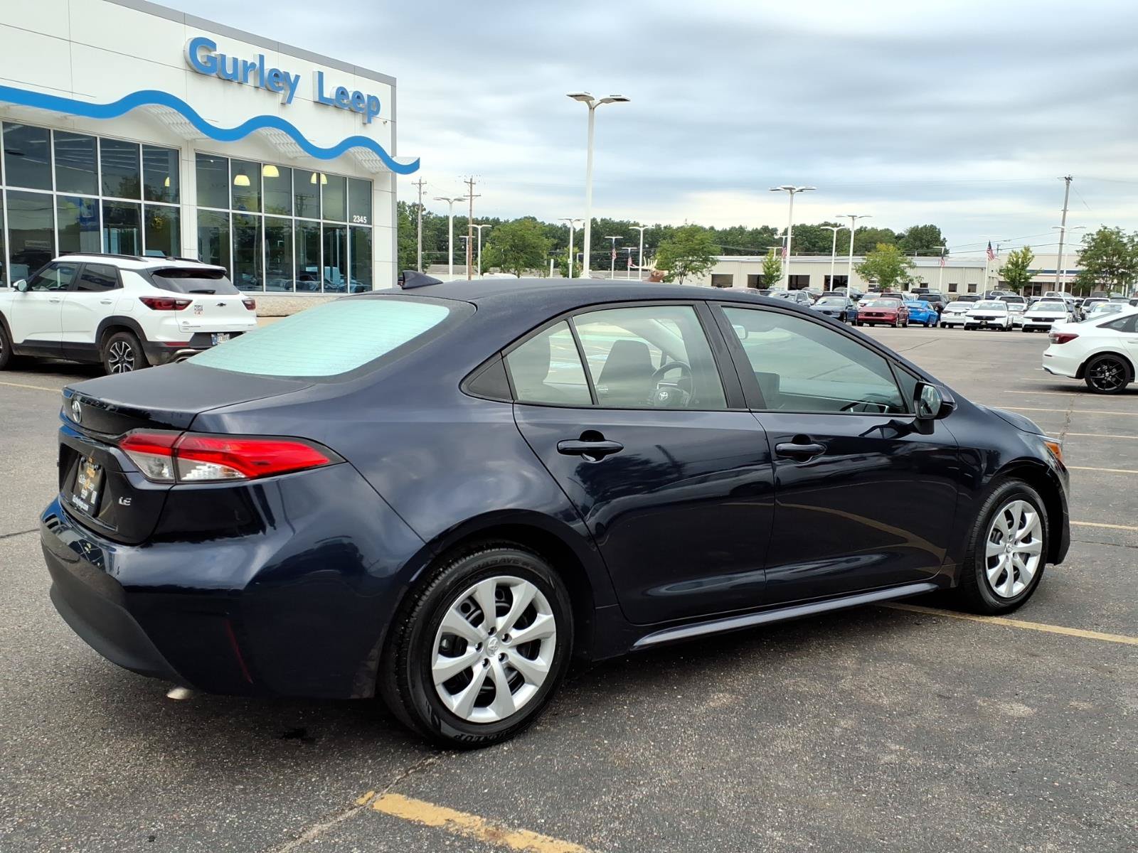 Used 2025 Toyota Corolla LE FWD image 10