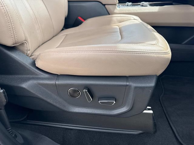 Used 2024 Ford Expedition Max Limited image 19