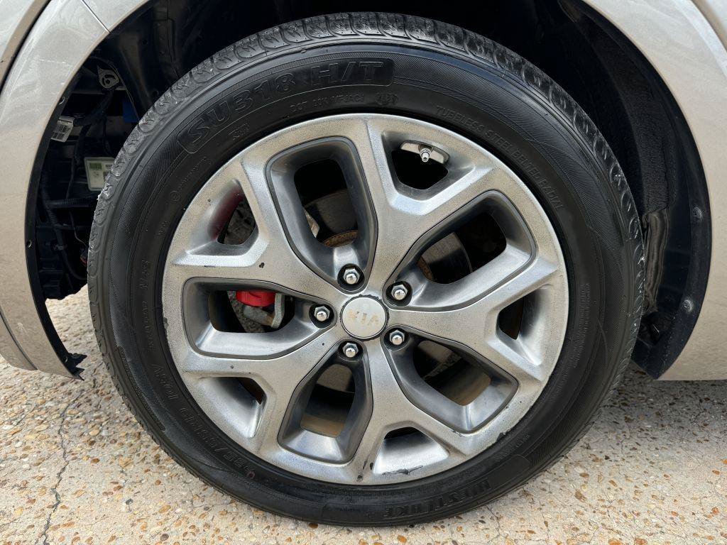 Used 2018 Kia Sorento SX FWD image 8