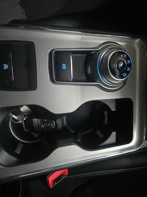 Used 2023 Ford Edge ST image 22