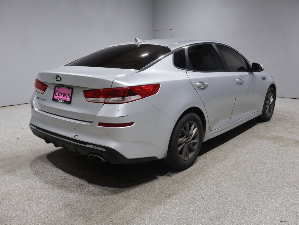 Used 2020 Kia Optima LX FWD image 2