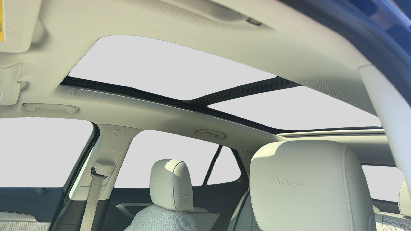 Used 2025 Buick Envision Avenir AWD/4WD image 10