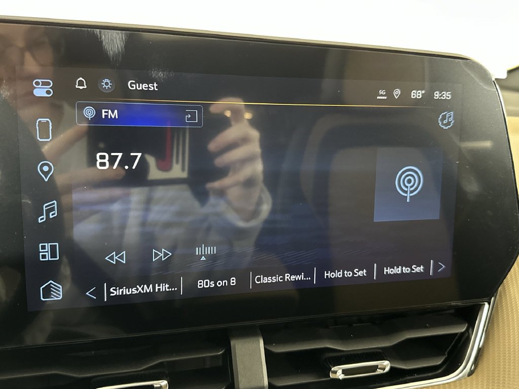 New 2027 Chevrolet Equinox ACTIV w/ Safety and Technology Package AWD/4WD image 14
