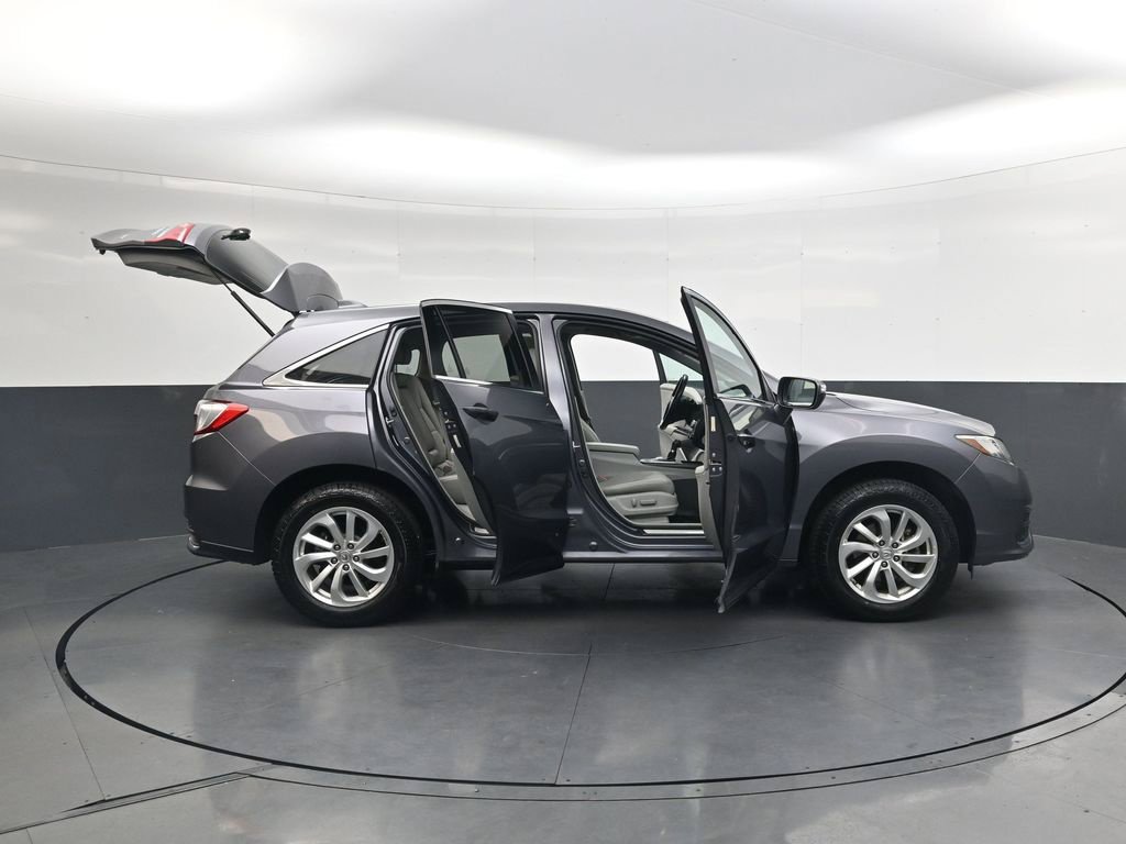 Used 2018 Acura RDX w/ Technology Package AWD/4WD image 42