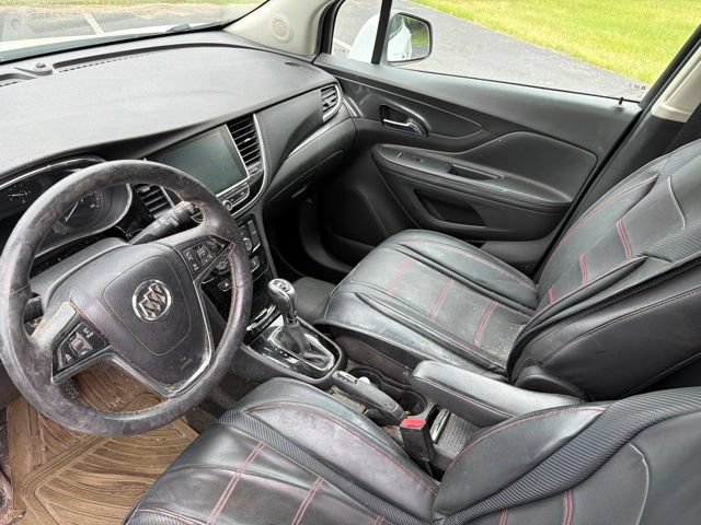 Used 2018 Buick Encore Essence FWD image 5