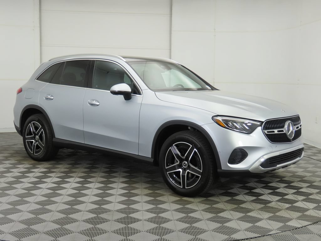 Certified 2026 Mercedes-Benz GLC 300 4MATIC image 3