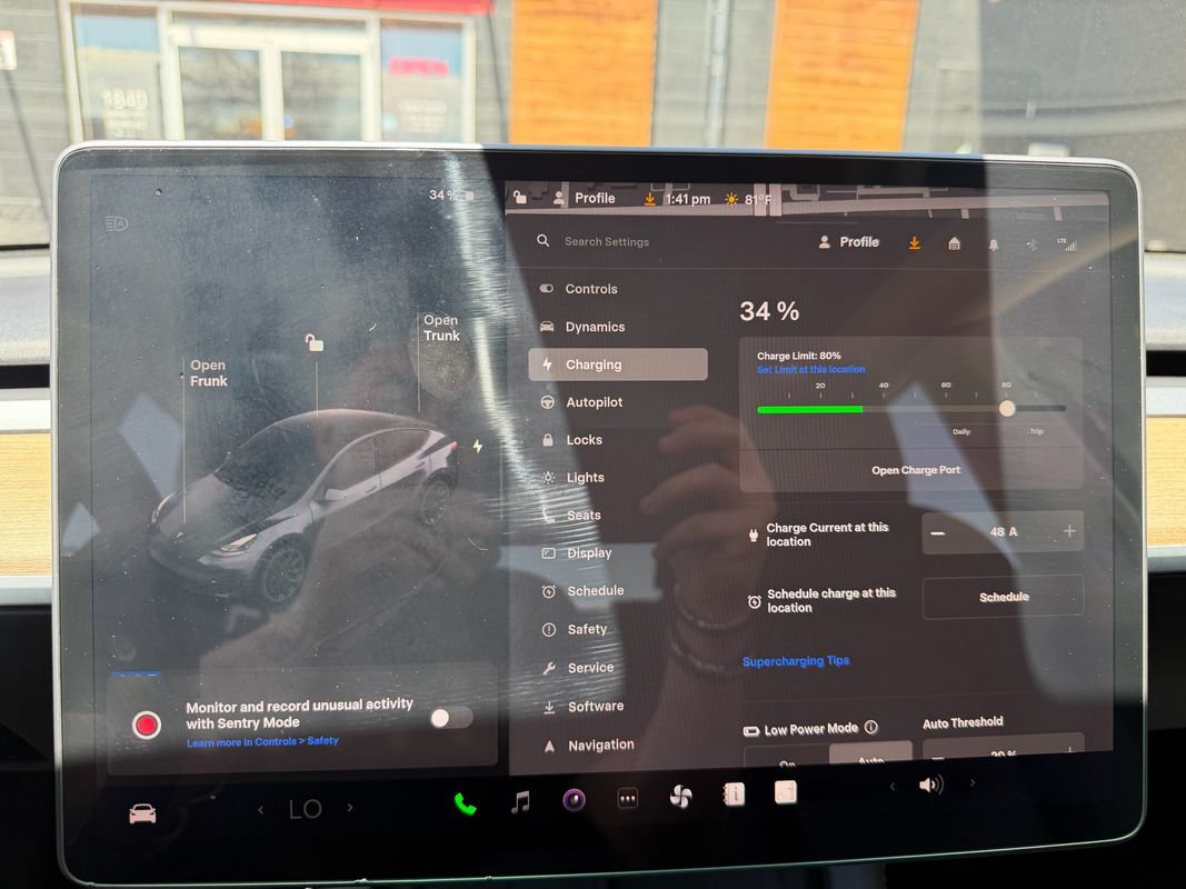 Used 2023 Tesla Model Y Long Range AWD/4WD image 38