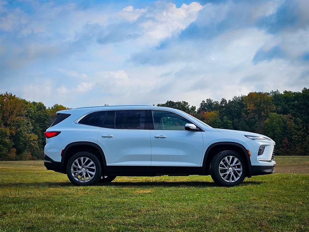 New 2026 Buick Enclave Preferred w/ Power Package image 3