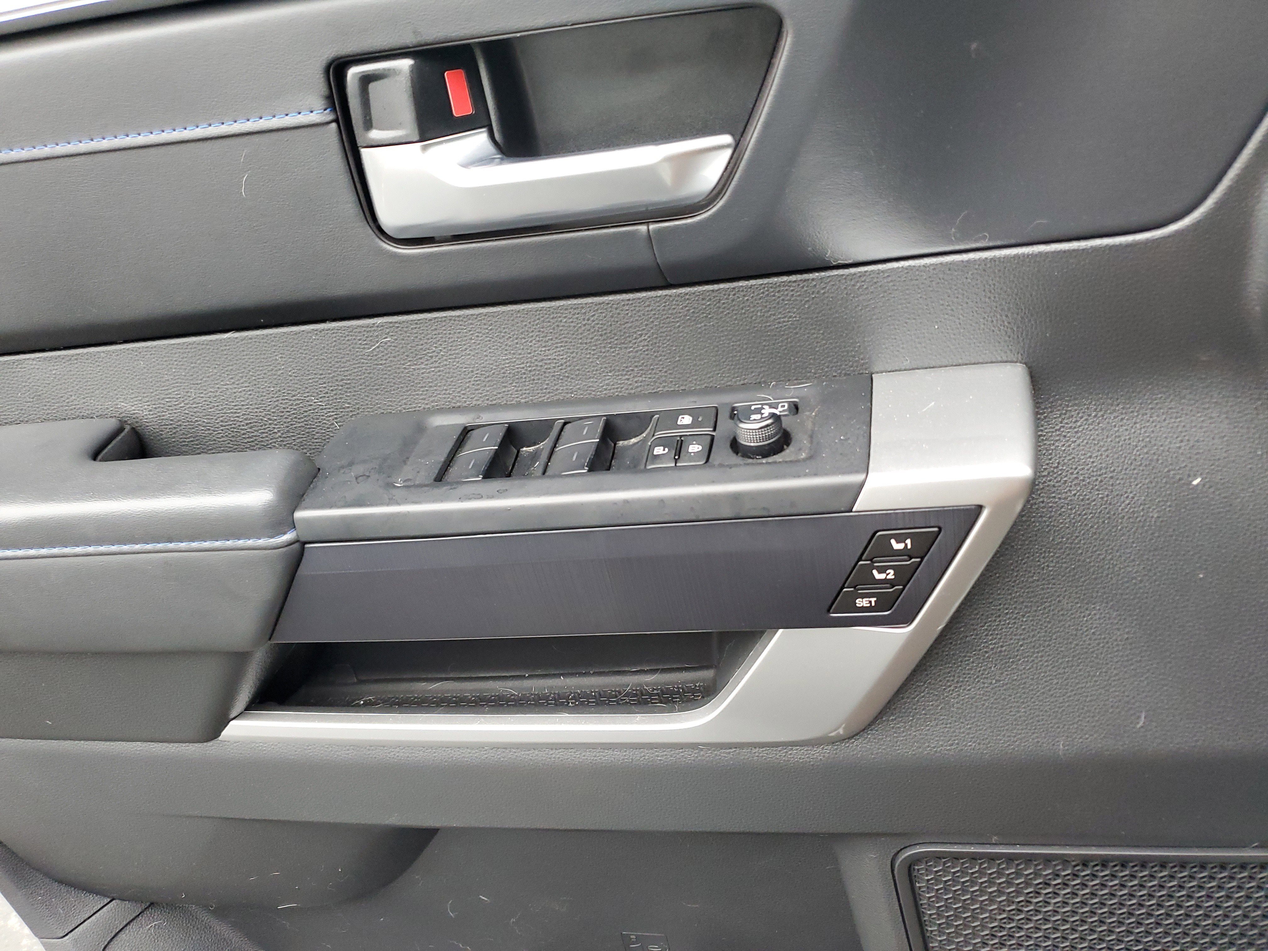 Used 2024 Toyota Tundra Platinum image 27