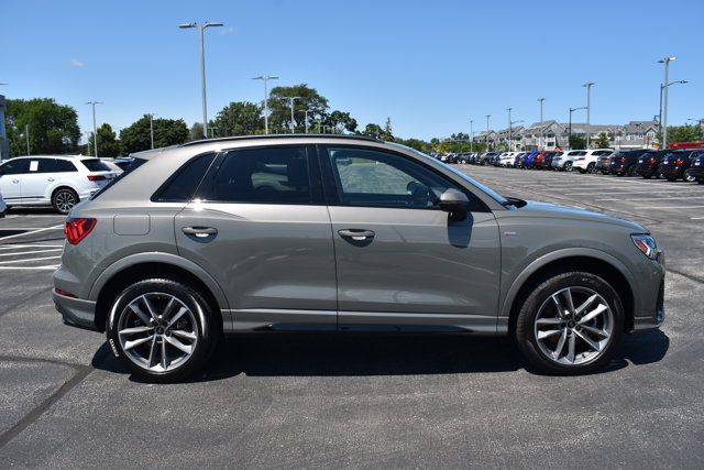 Used 2025 Audi Q3 2.0T Premium w/ Convenience Package AWD/4WD image 8