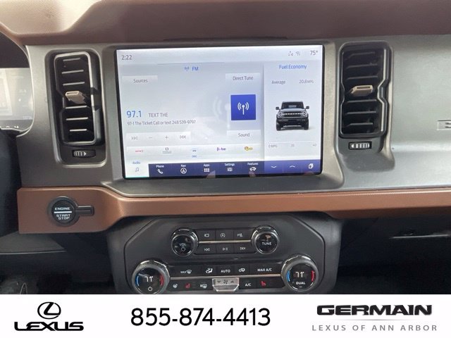 Used 2024 Ford Bronco Outer Banks AWD/4WD image 18