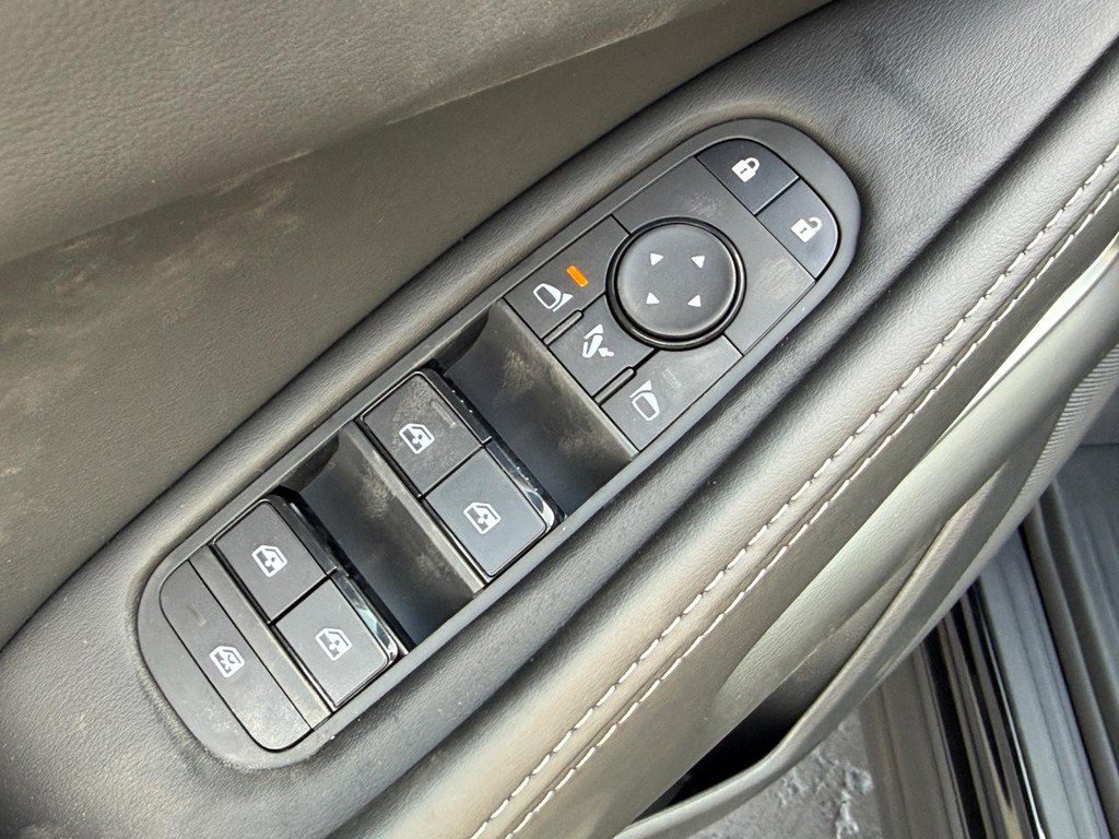 New 2027 INFINITI QX60 Luxe FWD image 11
