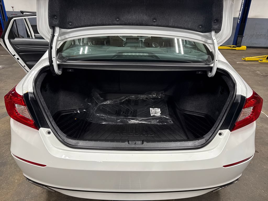 Used 2022 Honda Accord Sport Special Edition image 11