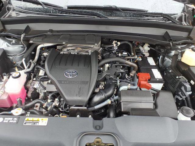 Certified 2026 Toyota Grand Highlander Platinum image 21