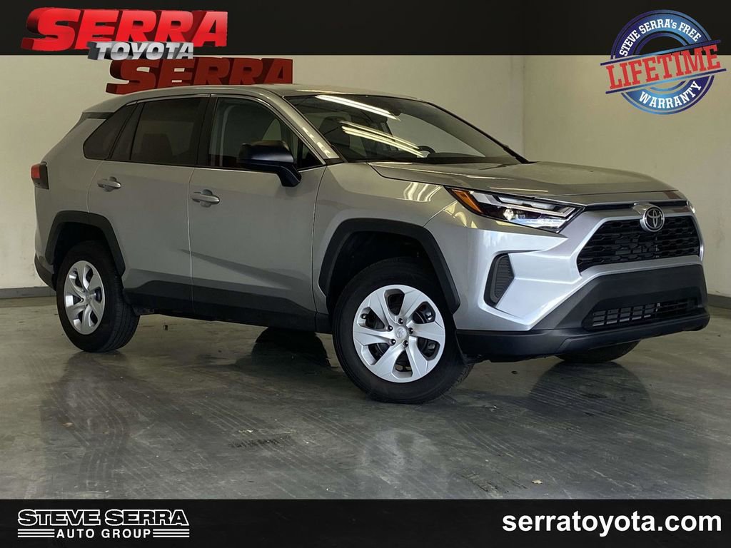 Used 2025 Toyota RAV4 LE image 1