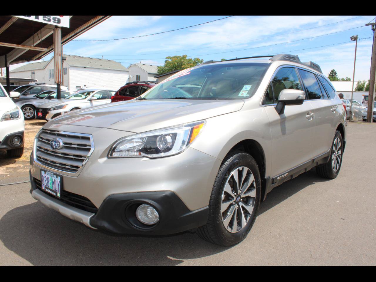 Used 2017 Subaru Outback 2.5i Limited AWD/4WD image 1