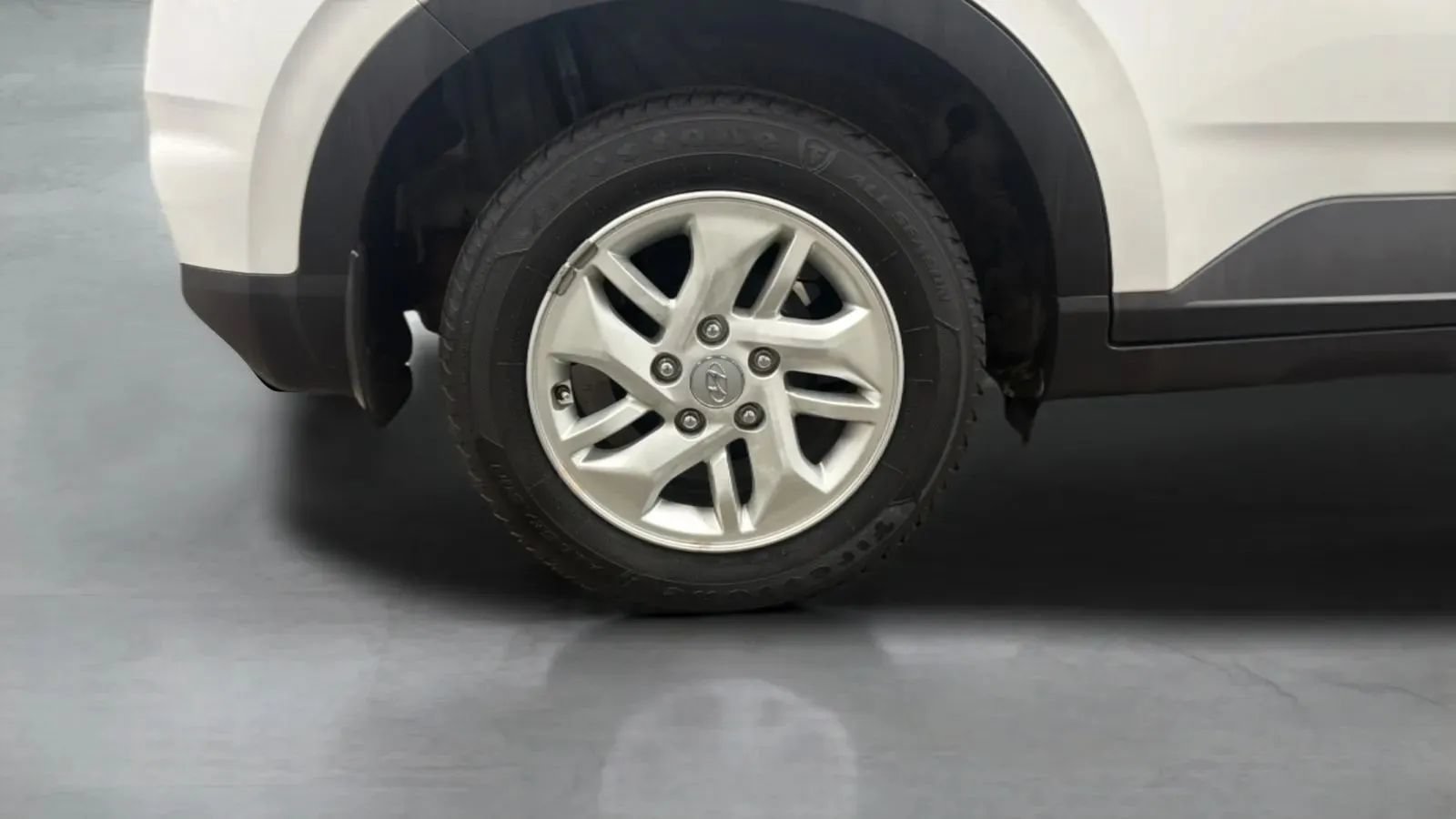 Used 2021 Hyundai Venue SE w/ Cargo Package FWD image 25
