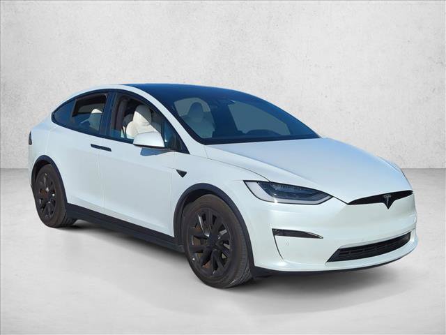 Used 2022 Tesla Model X image 3