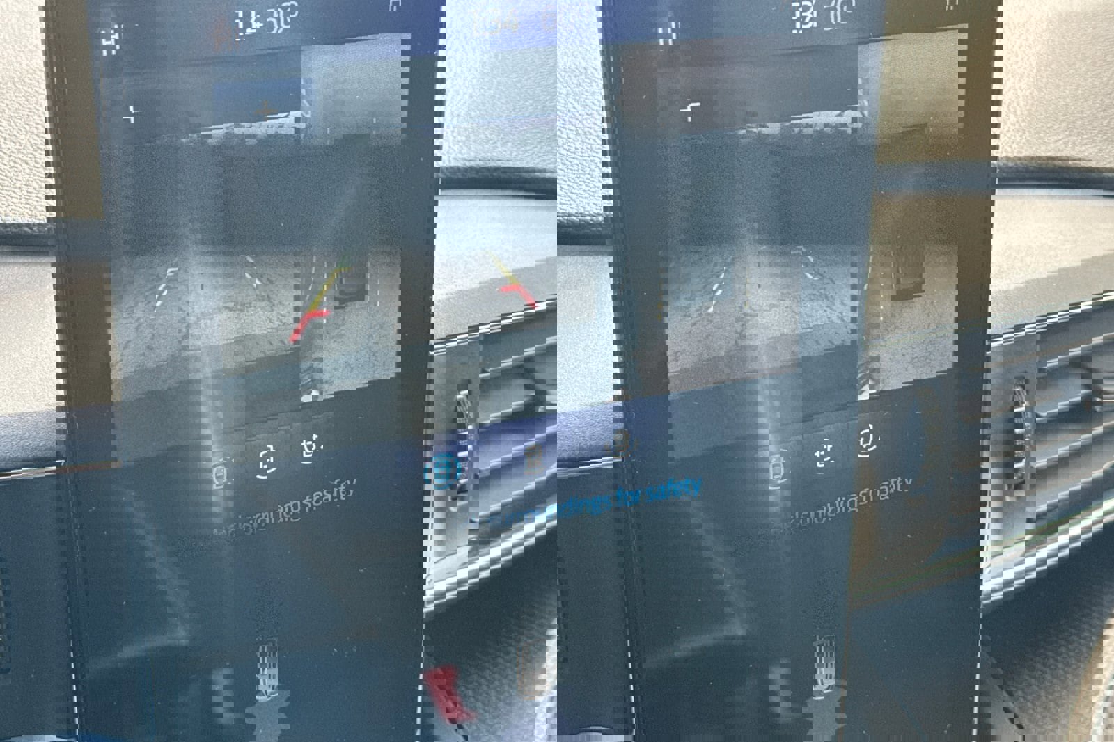 Used 2020 Ford Explorer ST w/ ST High-Performance Pack image 21