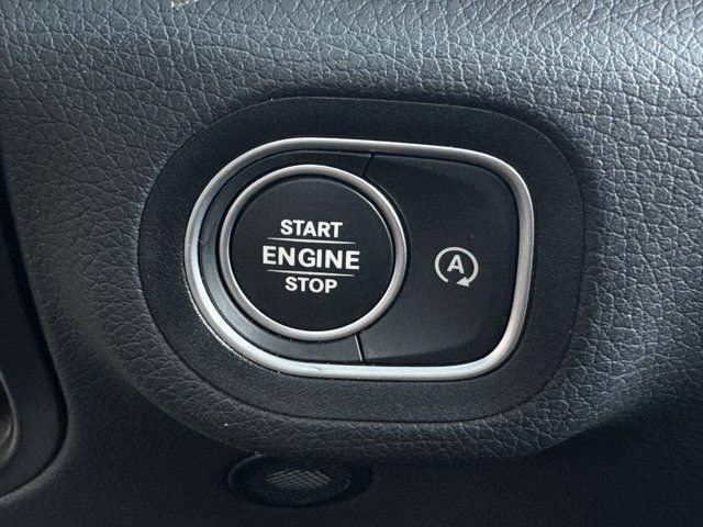 Used 2025 Mercedes-Benz GLS 450 4MATIC image 22