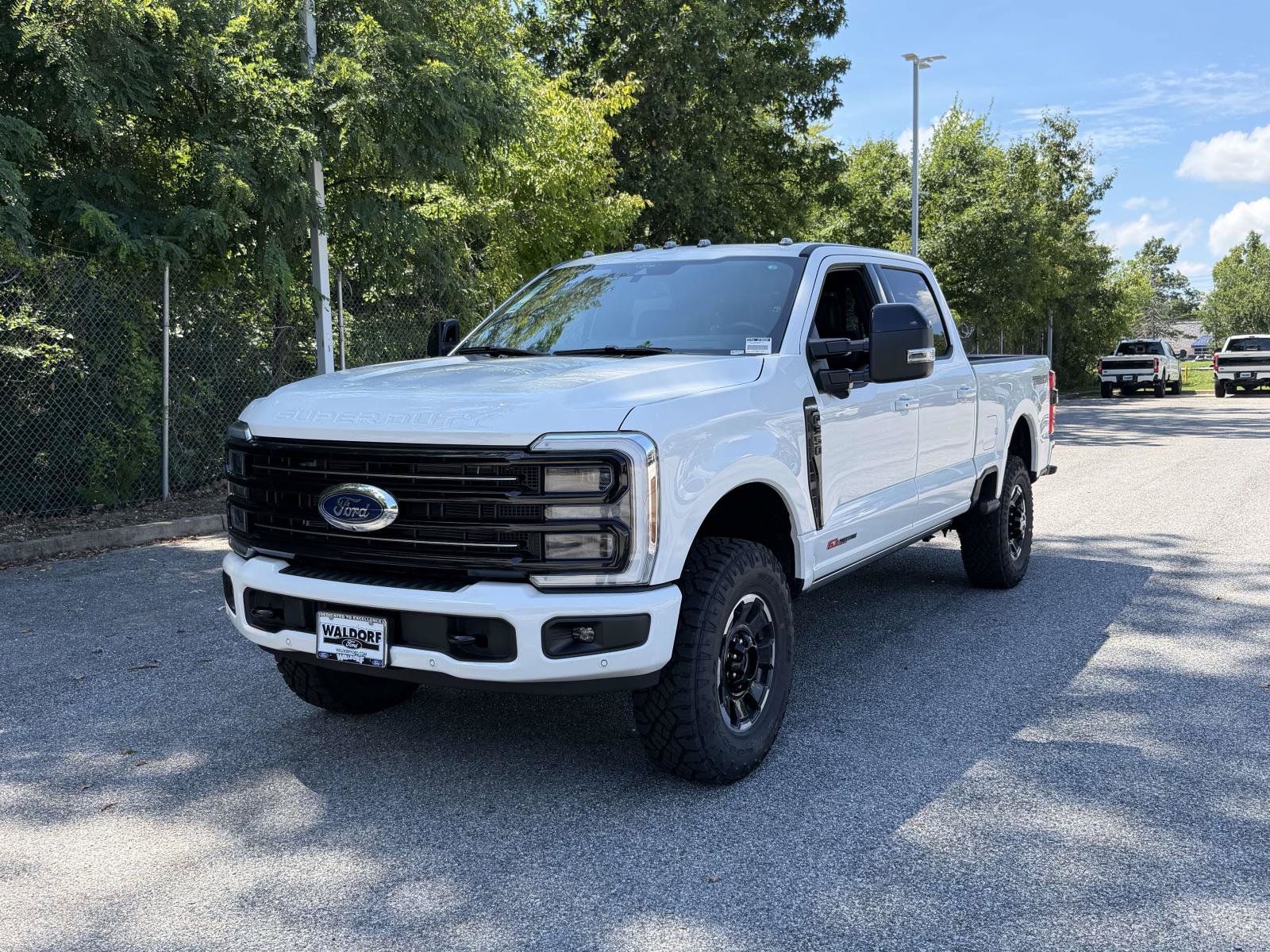 New 2026 Ford F350 Platinum w/ Tremor Off-Road Package AWD/4WD image 5