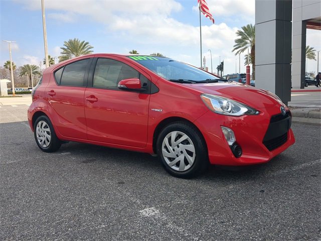 Used 2015 Toyota Prius C One image 2