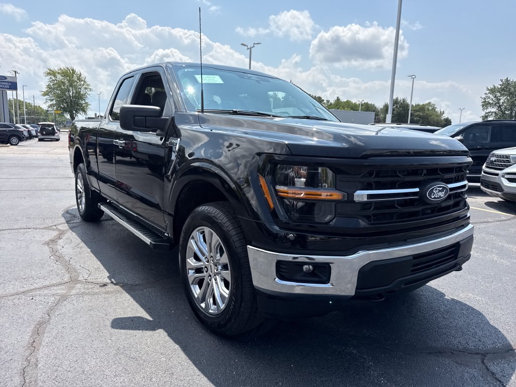 Used 2026 Ford F150 XLT w/ XLT Chrome Appearance Package AWD/4WD image 4