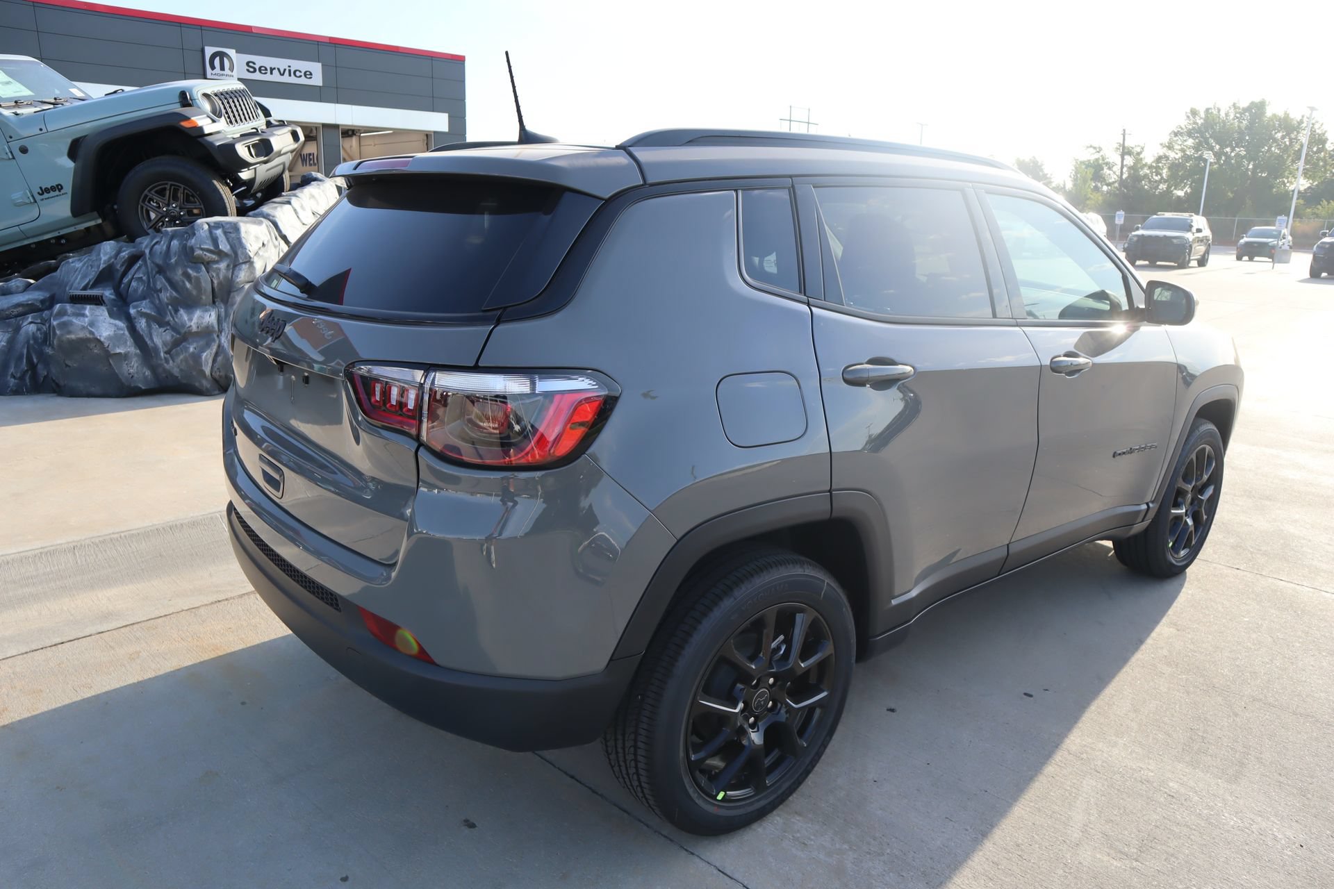 New 2026 Jeep Compass Latitude AWD/4WD image 19