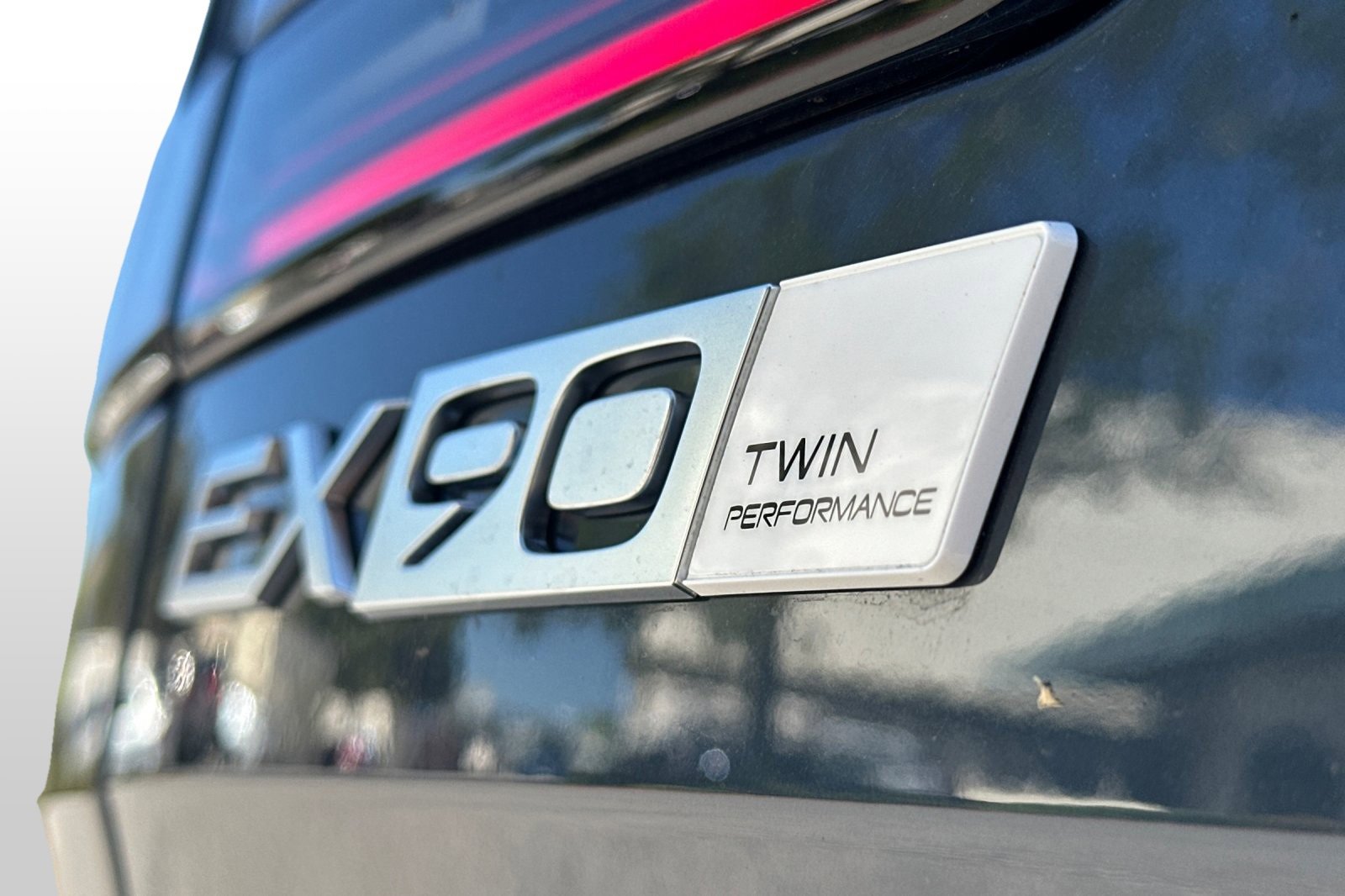 New 2025 Volvo EX90 Ultra image 12