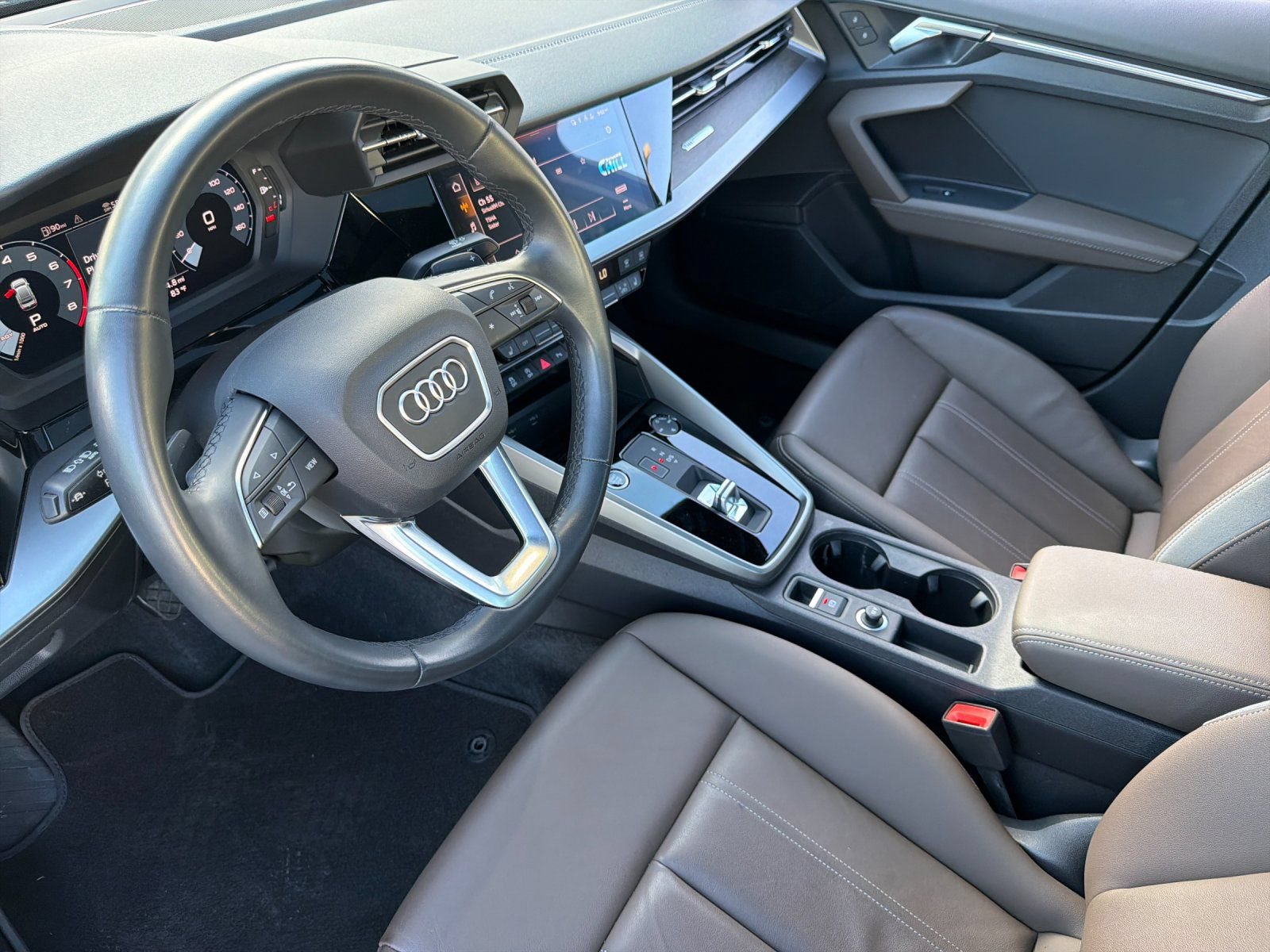 Used 2023 Audi A3 2.0T Premium Plus w/ Premium Plus Package FWD image 9