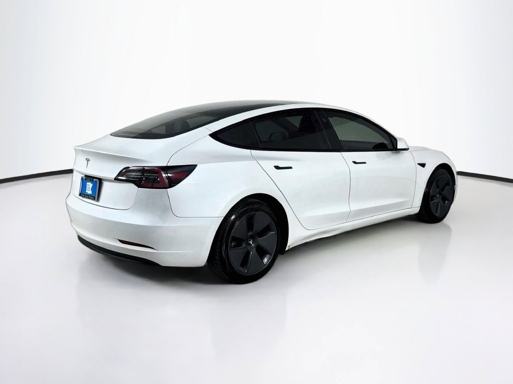 Used 2023 Tesla Model 3 Standard Range RWD image 7