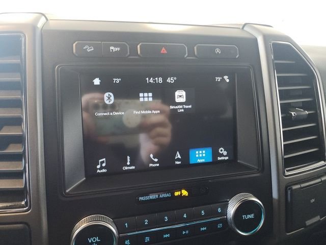Used 2019 Ford Expedition XLT w/ Equipment Group 202A AWD/4WD image 30