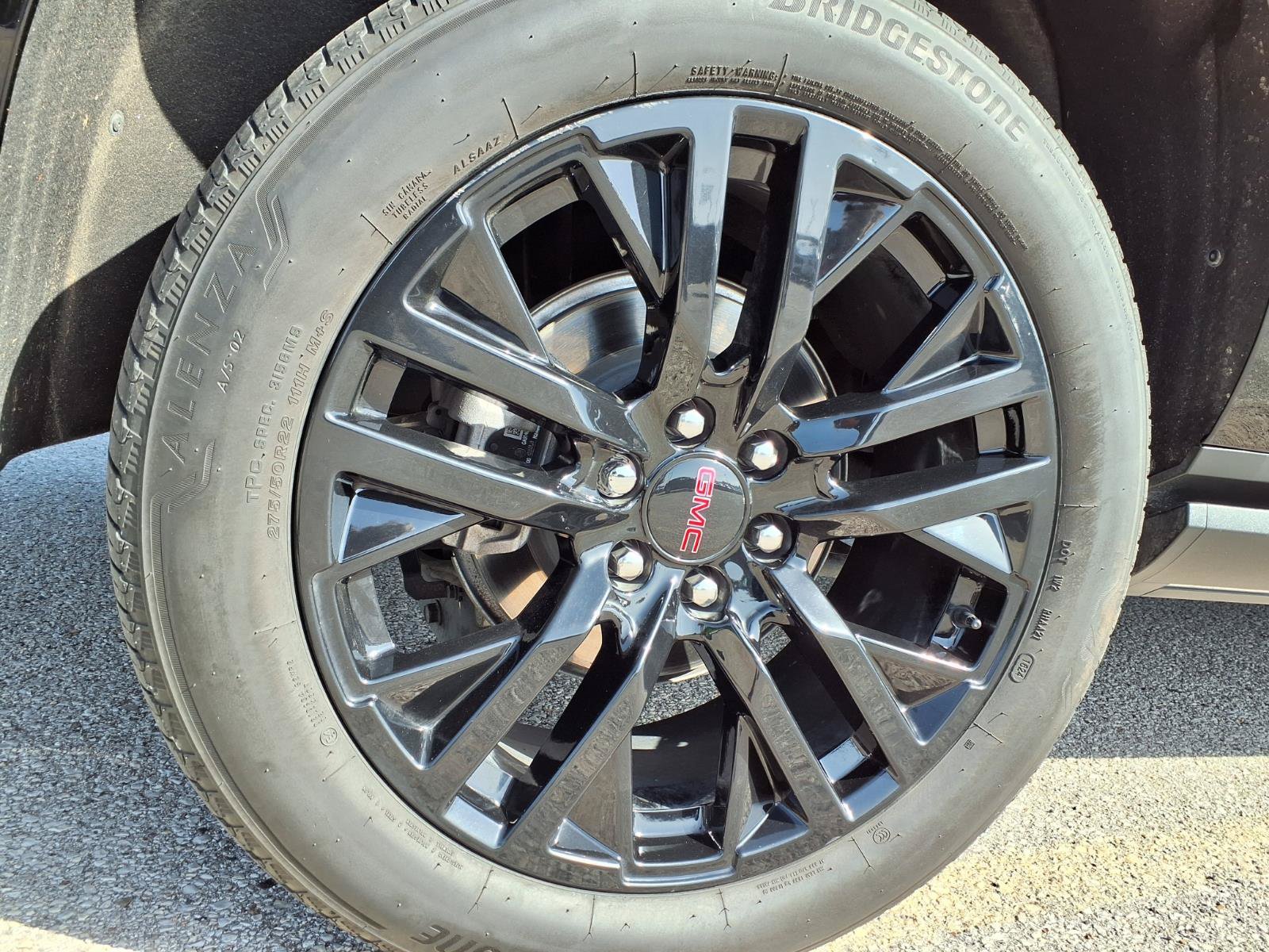 Used 2024 GMC Yukon XL Denali AWD/4WD image 42