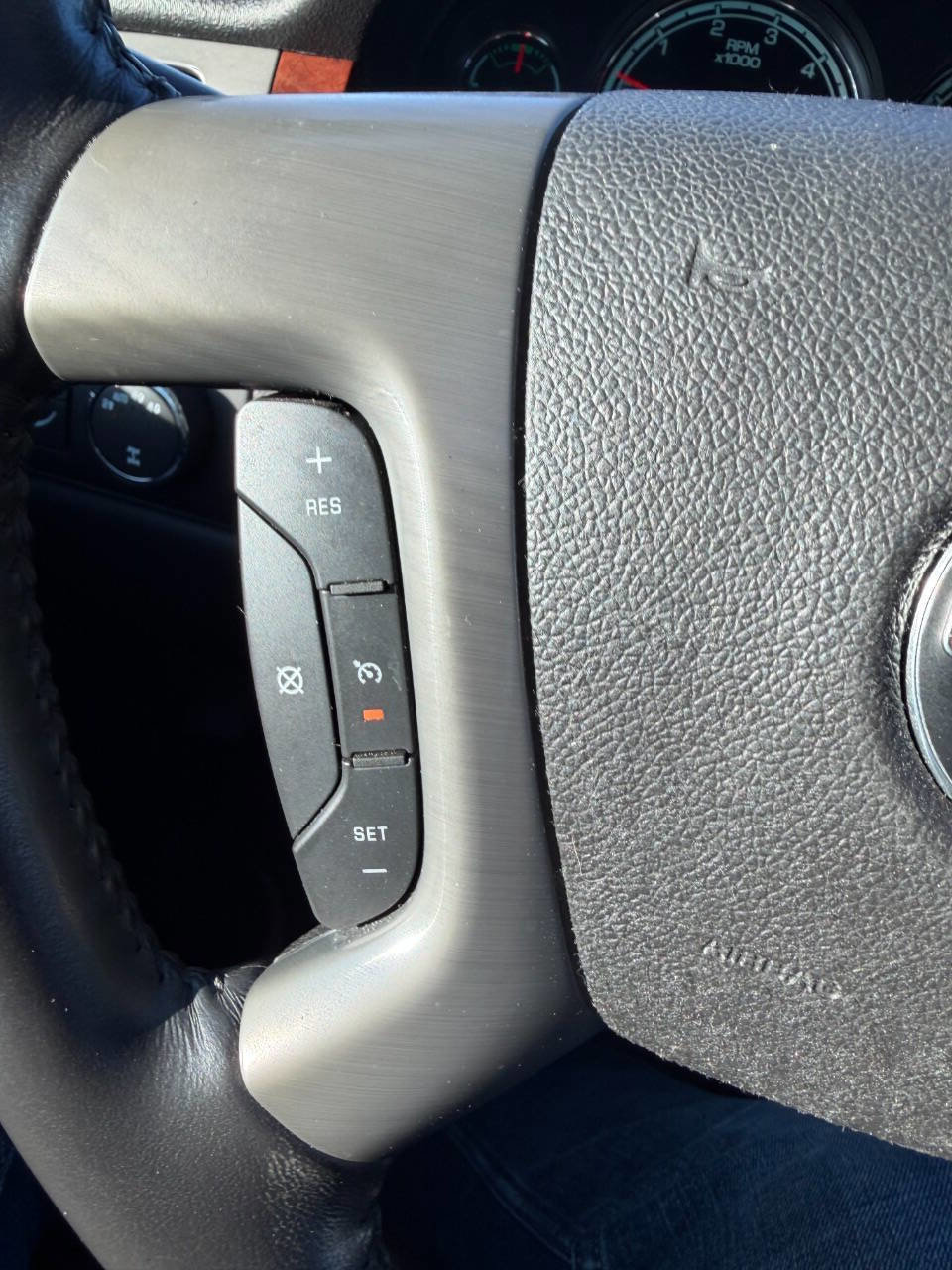 Used 2012 GMC Yukon 4WD Hybrid image 60