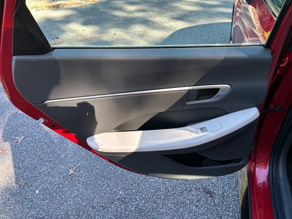 Used 2022 Hyundai Sonata SEL w/ Preferred Accessory Package image 20