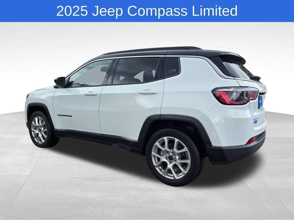 Used 2025 Jeep Compass Limited AWD/4WD image 5