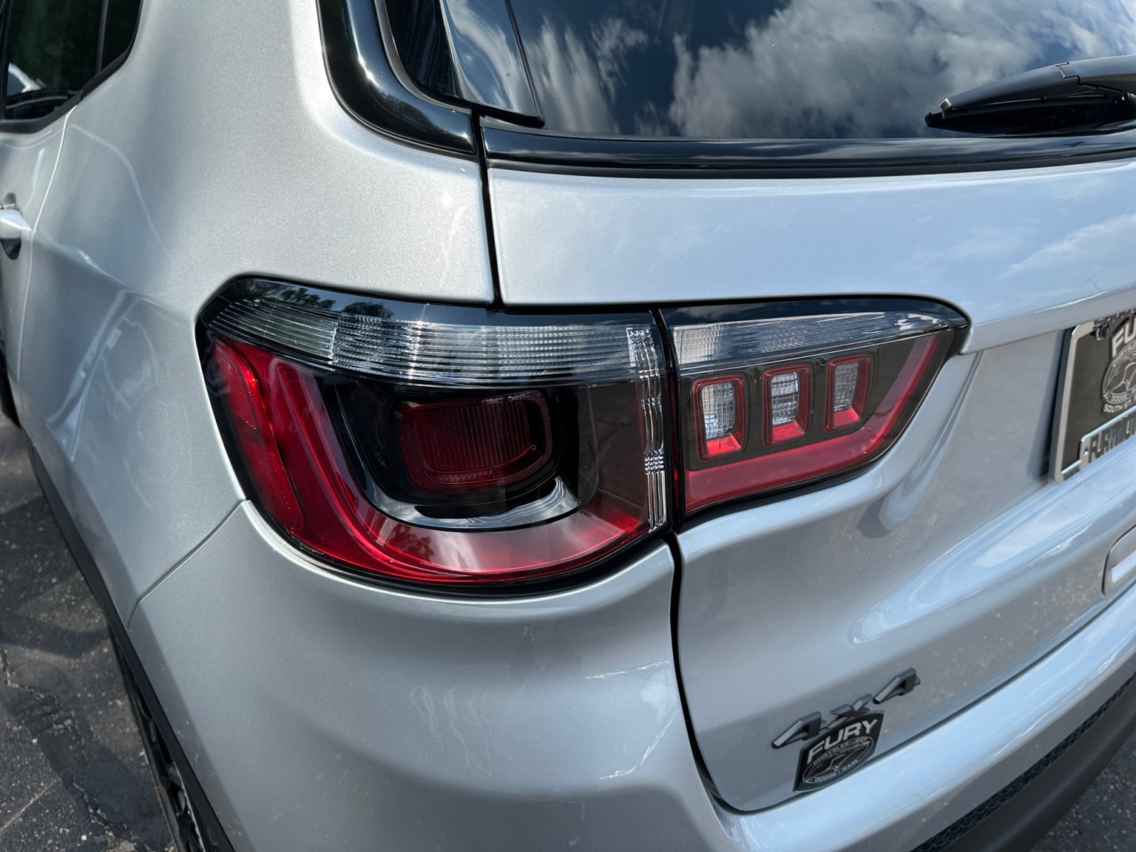 New 2026 Jeep Compass Latitude AWD/4WD image 38