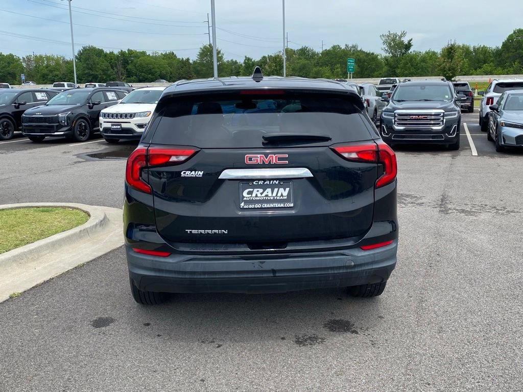Used 2021 GMC Terrain SLE FWD image 7