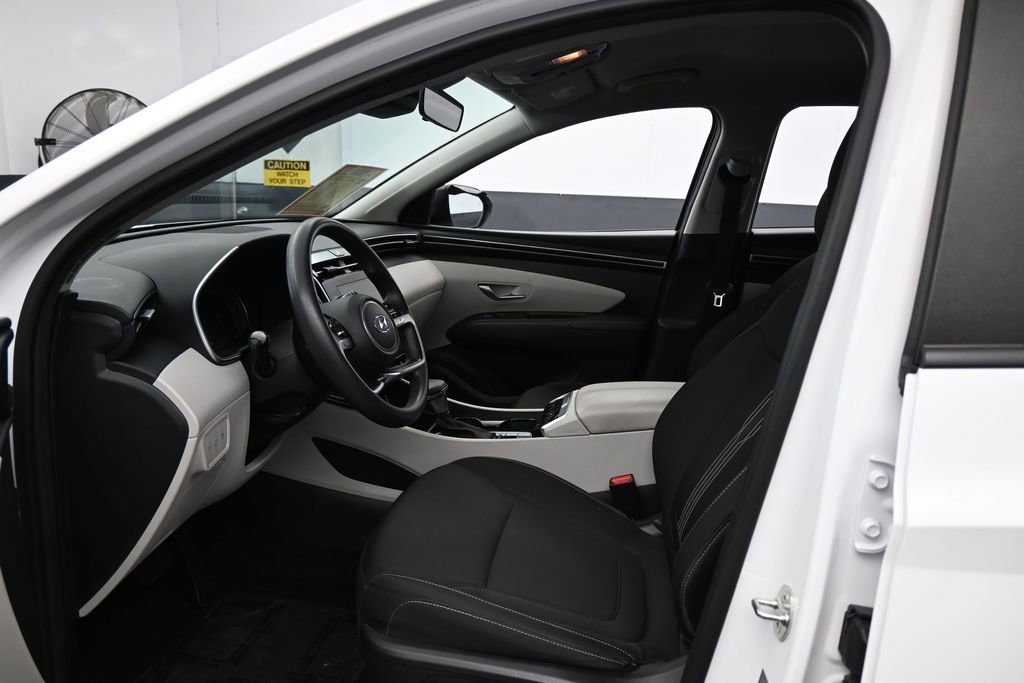 Used 2024 Hyundai Tucson SEL FWD image 11