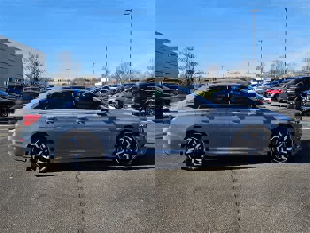 Used 2022 Honda Accord Sport image 9