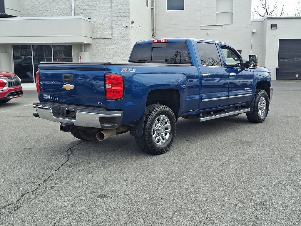 Used 2017 Chevrolet Silverado 3500 LTZ w/ Duramax Plus Package AWD/4WD image 5