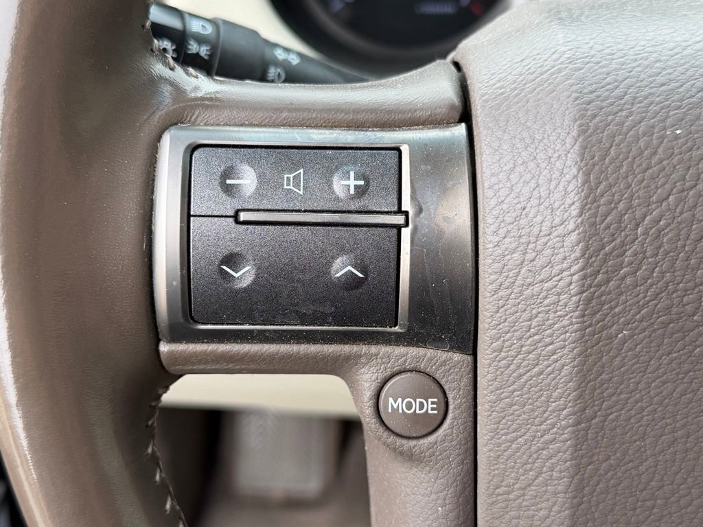 Used 2016 Lexus GX 460 w/ Premium Package image 15