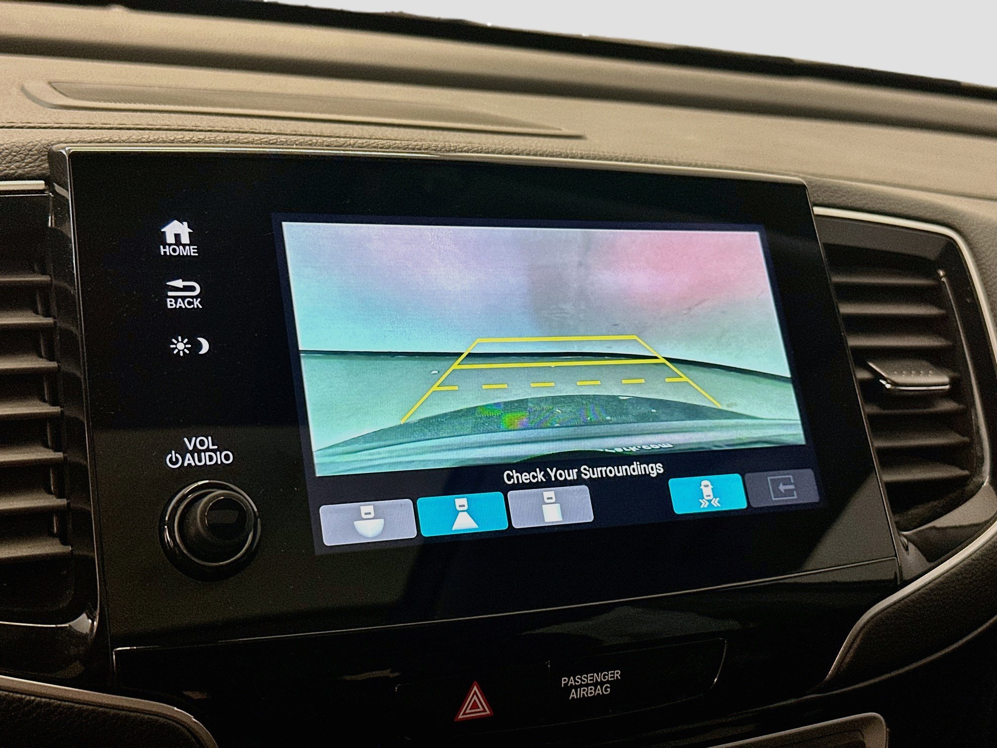 Used 2020 Honda Pilot Touring image 23