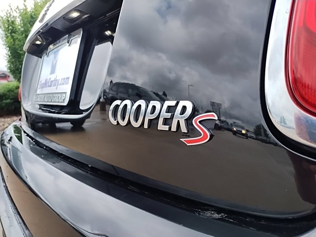 Used 2019 MINI Cooper S w/ Storage Package FWD image 10
