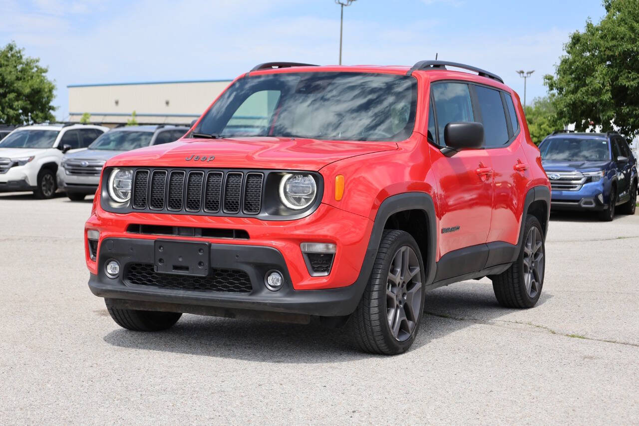 Used 2021 Jeep Renegade Latitude w/ Luxury Group II AWD/4WD image 6