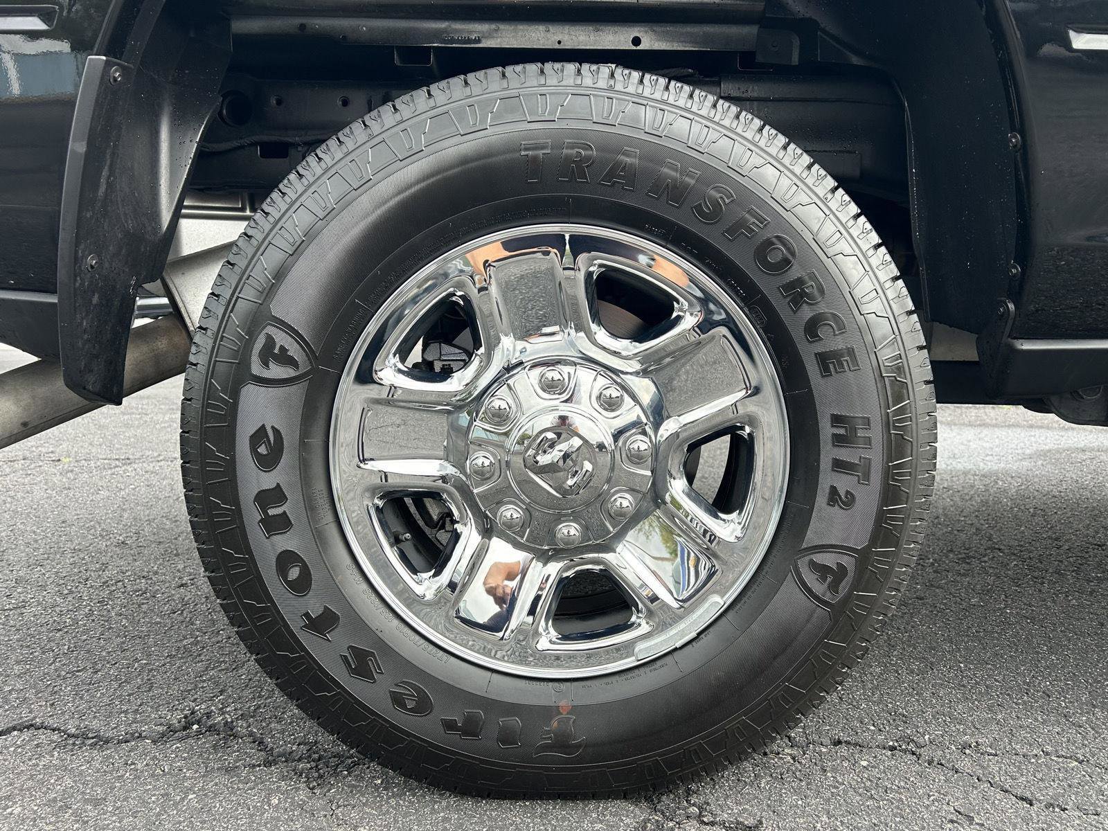 Used 2024 RAM 2500 Big Horn w/ Bed Utility Group image 12